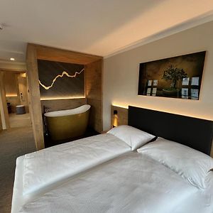 Suite mit Queensize-Bett